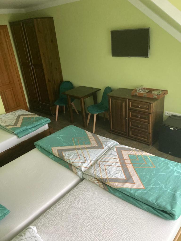 Appartamento Pod Delfinem Rewal Esterno foto