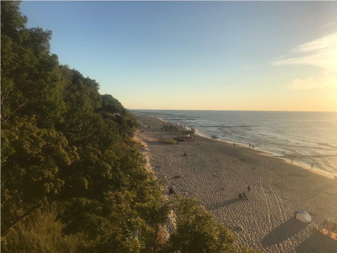 Appartamento Pod Delfinem Rewal Esterno foto